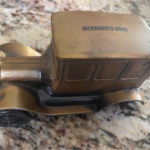 Vintage 1974 HARRAH'S Casino 1926 Ford Model T Banthrico Car Coin Piggy Bank